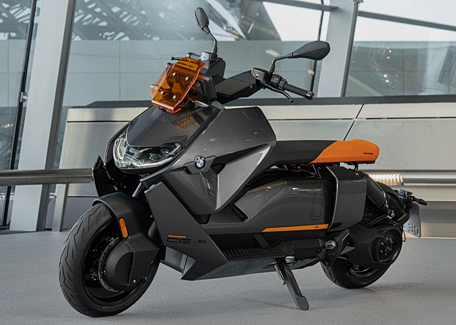 Bmw discount motorrad ce04